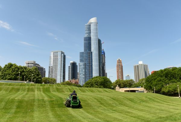 Cost of Corporate Lawn Mowing in Kirkland