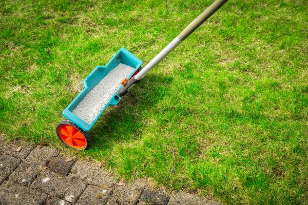 Cost of Commercial Lawn Treatment in Kirkland